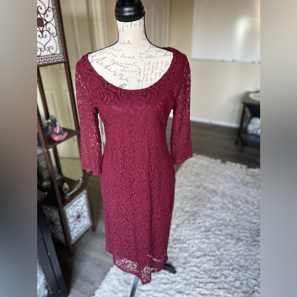 Burgundy lace fitted maxi dress